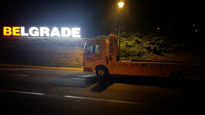 Šlep Služba Djole 24-7 noćno dežurstvo u beogradu